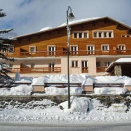 Residence Les Myrtilles Vars Амбрюн Екстериор снимка
