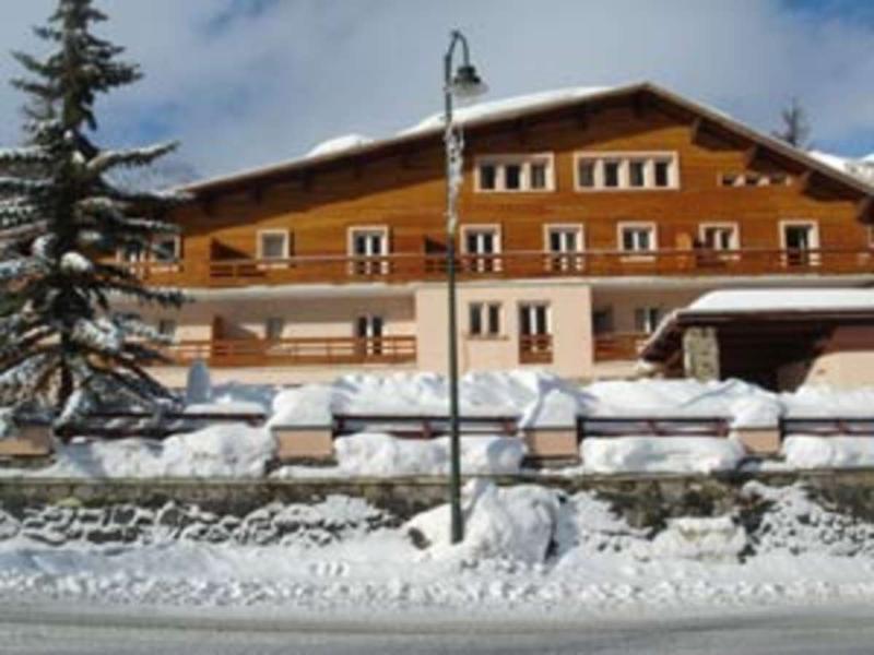 Residence Les Myrtilles Vars Амбрюн Екстериор снимка