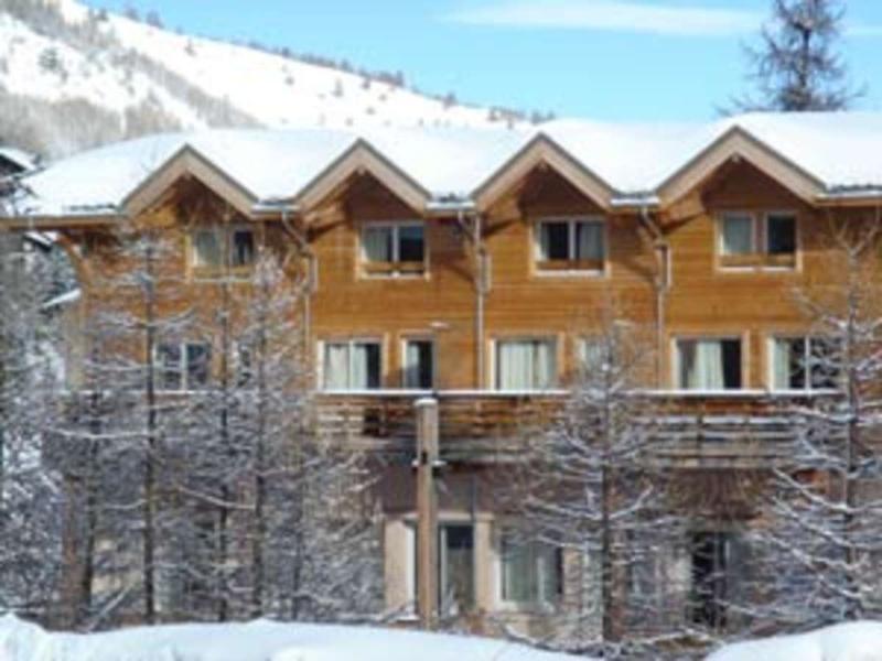 Residence Les Myrtilles Vars Амбрюн Екстериор снимка